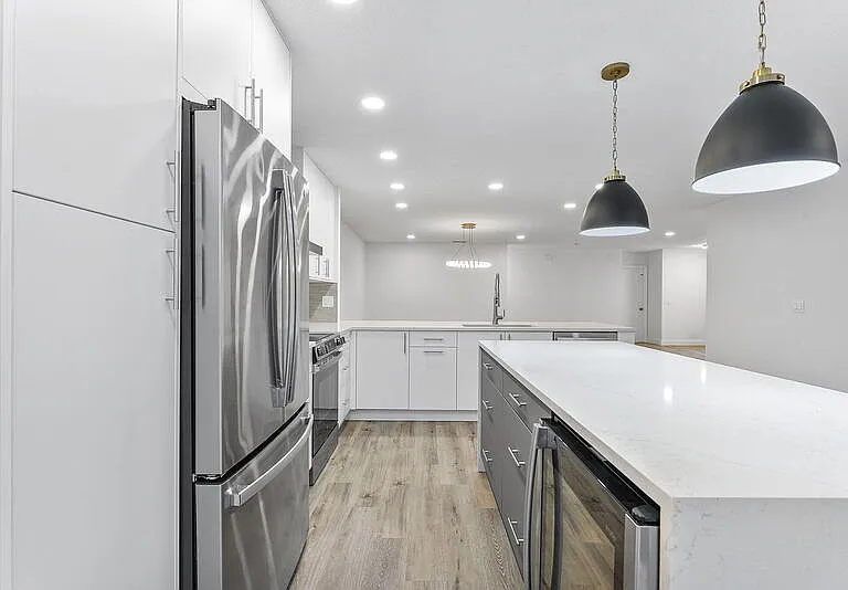 9180 Pine Springs Dr — Photo 10
