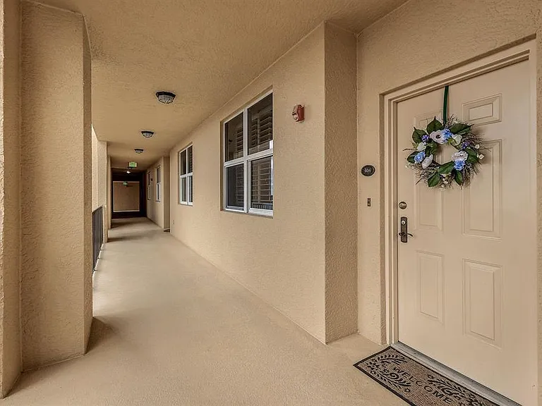 3313 Sunset Key Cir #404 — Photo 21