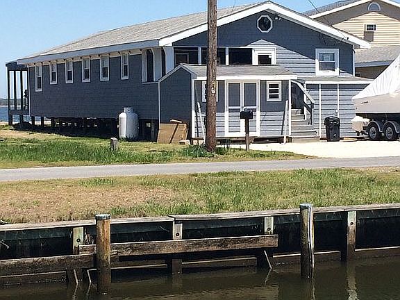 Maintenance-free exterior