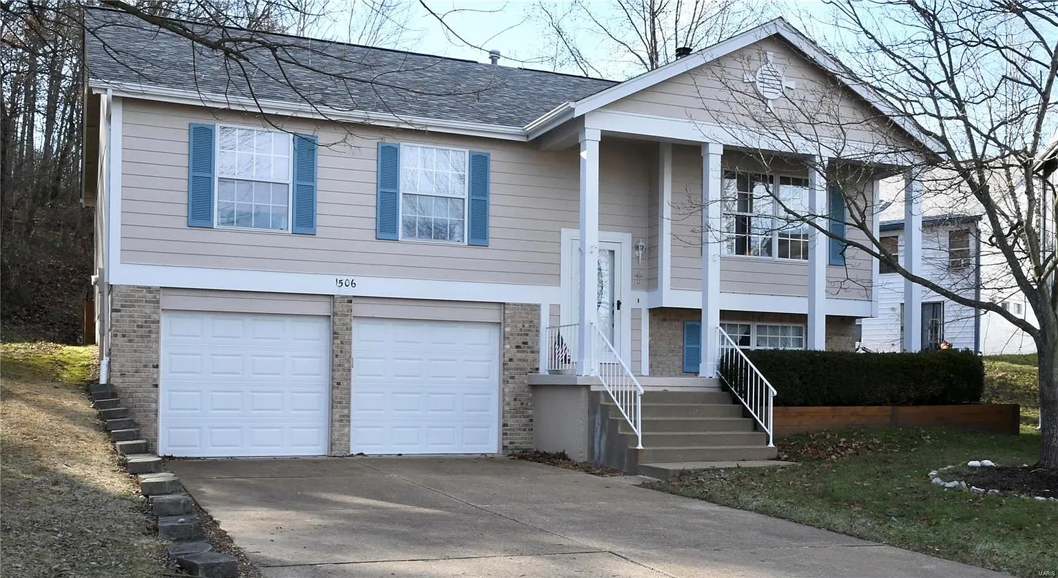 1506 Berry Leaf Ct photo 1