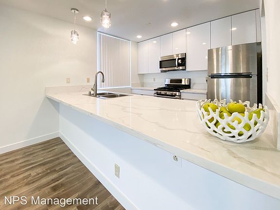 2nd image of 1751 S Bentley Ave APT 5