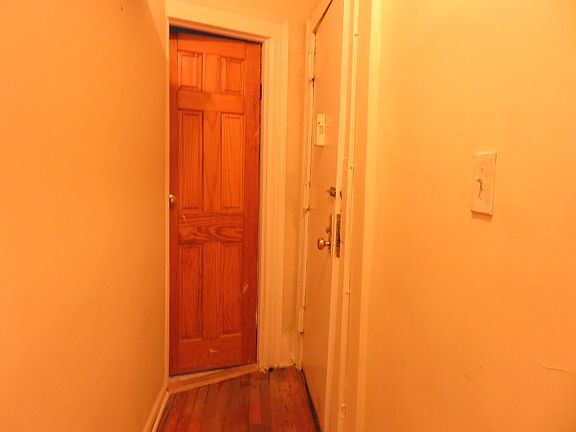 4th image of 4340 40th St APT 1C