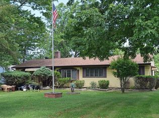 38269 Hurricane Dr, Willoughby, OH 44094