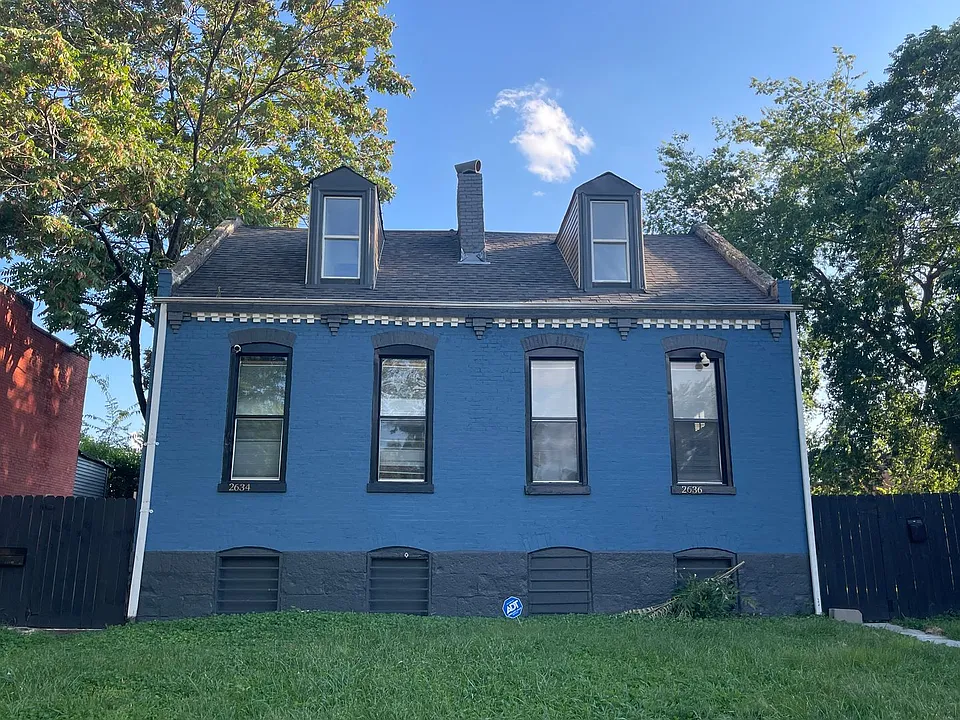 2634-36 Arsenal St