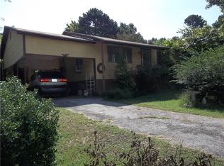206 Cherry Ln, Huntsville, AR 72740