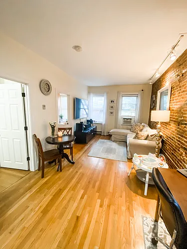 88 W Cedar St #2 Photo 1