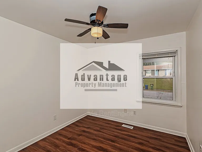 1455 Helen Ln SW — Photo 17