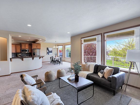 4th image of 2108 S Dusk Ln