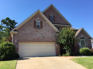 11 Clervaux Dr, Little Rock, AR 72223