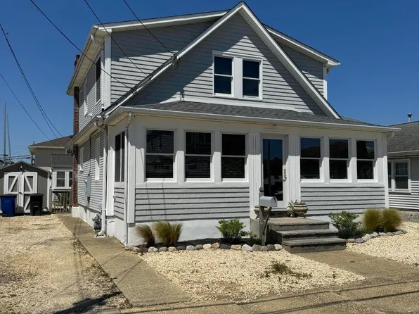 107 Bond Ave, Lavallette, NJ 08735