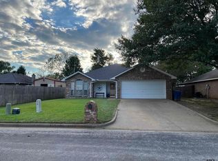 102 Merri Ln, Whitehouse, TX 75791