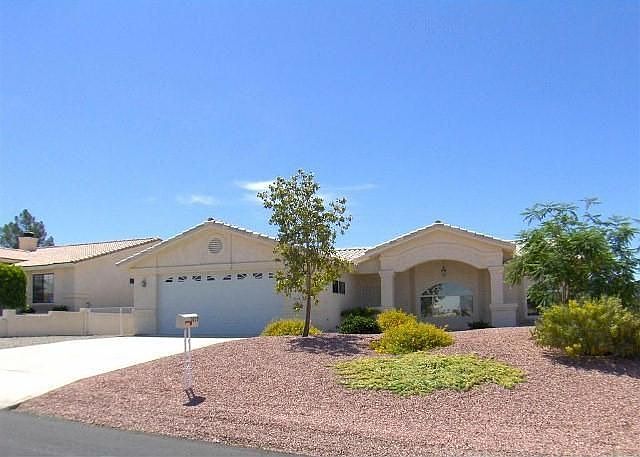 1st image of 3210 Thistle Dr