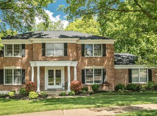 14917 Manor Ridge Dr, Chesterfield, MO 63017