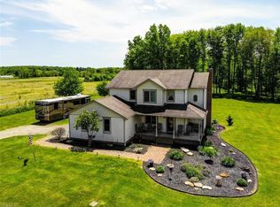 12235 Leffingwell Rd, Berlin Center, OH 44401