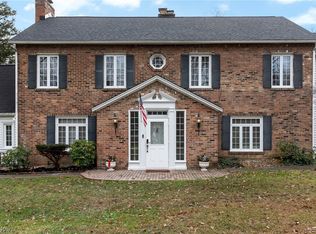 6888 Wilson Mills Rd, Gates Mills, OH 44040