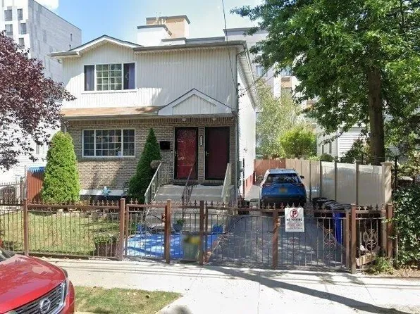 10-26 Beach 22nd Street, Far Rockaway, NY 11691