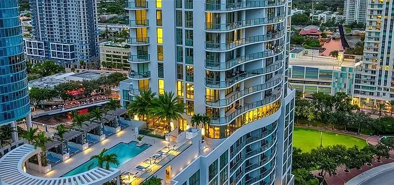 100 E Las Olas Blvd #1902 — Photo 2