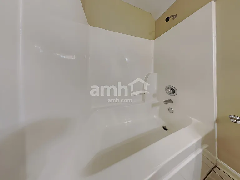 1400 Pendulum Dr N — Photo 17