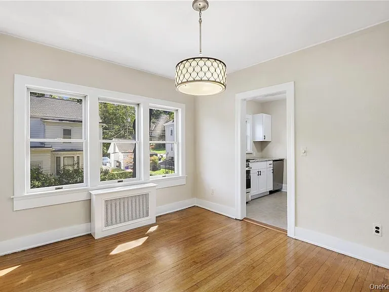 16 Terrace Pl — Photo 7