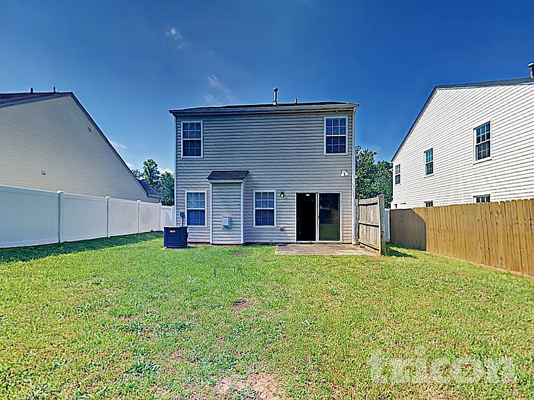 202 Silver Ridge Dr — Photo 11