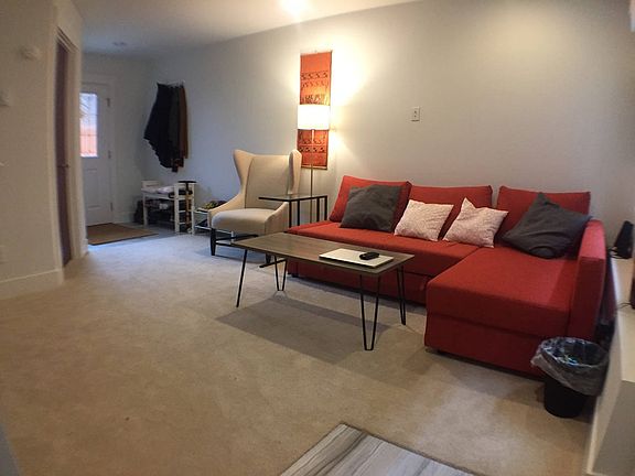 1st floor living room