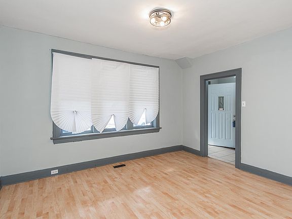 3rd image of 3455 Osage St