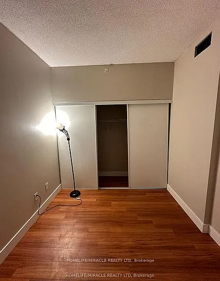 1 Wellington St #406 — Photo 10