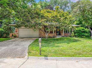 3808 Melanie Cir, Urbandale, IA 50322