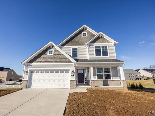 305 Frontenac Rd, O'Fallon, IL 62269