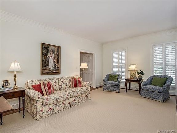 5th image of 2800 Rosegate Ln