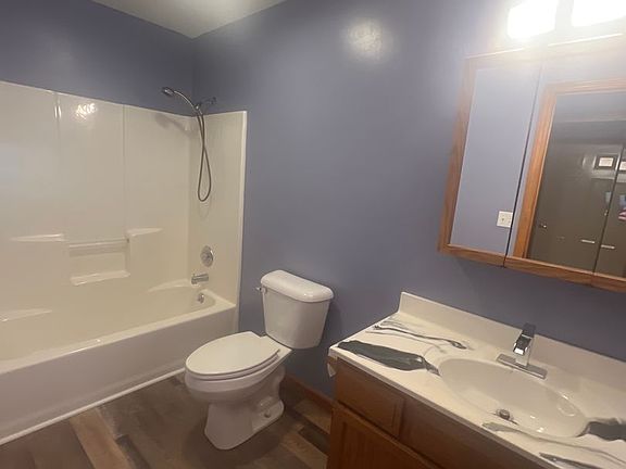 5th image of 2812 Biscayne Dr