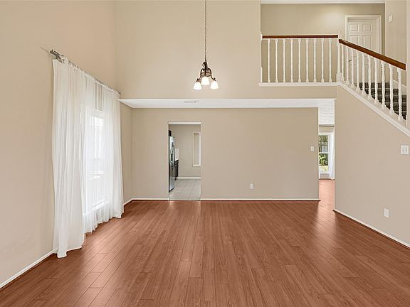 3rd image of 3510 Honey Creek Dr