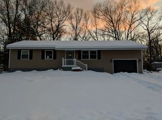 3 Sunset Dr, Saratoga Springs, NY 12866