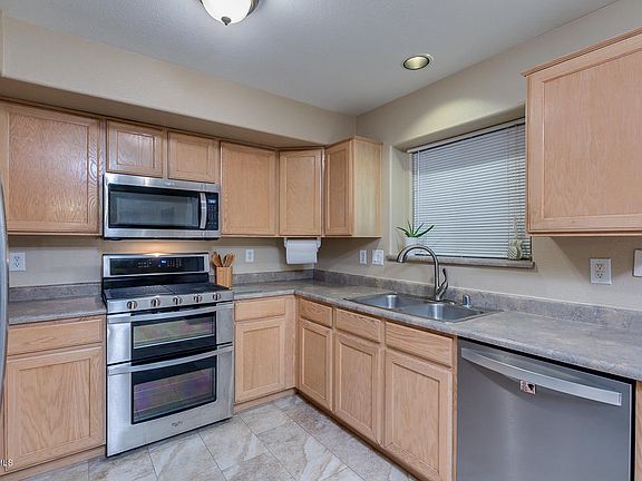 4th image of 3602 E Potter Dr
