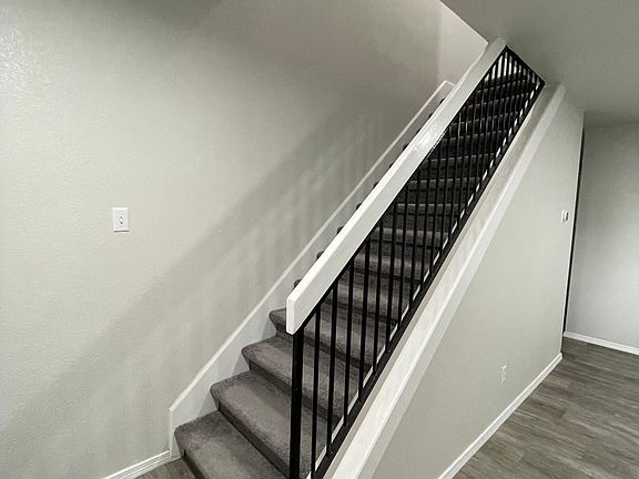 4th image of 10410 Golden Meadow Dr #B