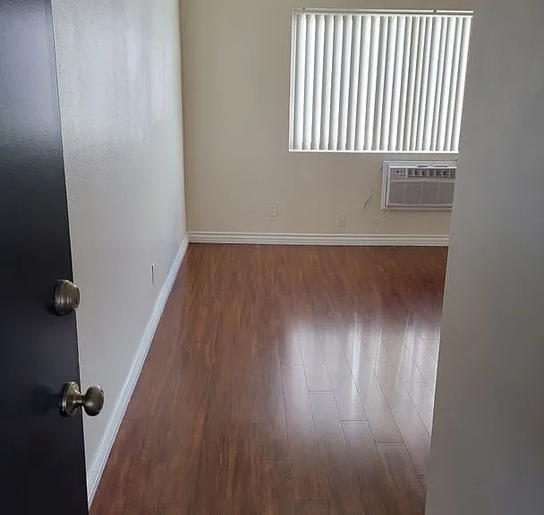 Park Verdugo Apartments — Photo 3