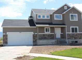 1527 W 2925 S, Syracuse, UT 84075