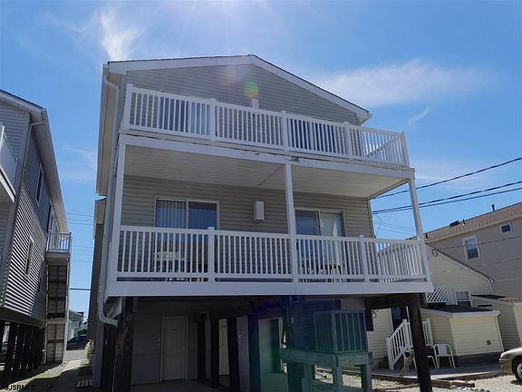 3rd image of 5122 West Ave #2