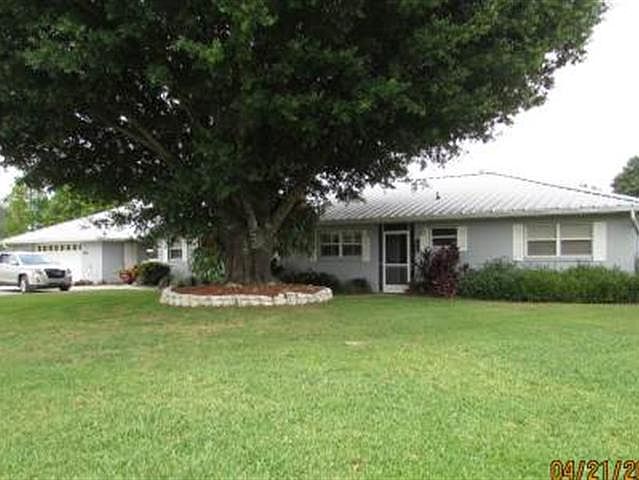 1st image of 106 Crest Ct