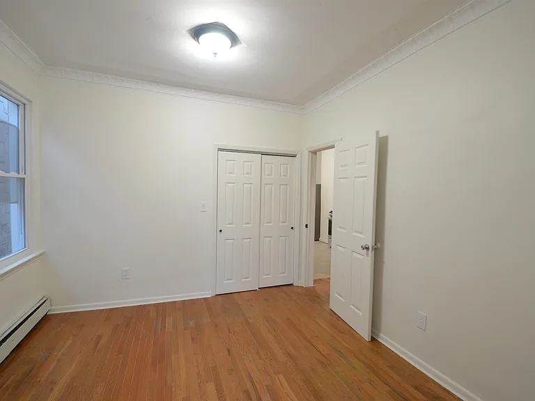 241 Randolph Ave #2 — Photo 11
