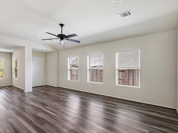 5th image of 5858 Rosehill Forest Ln
