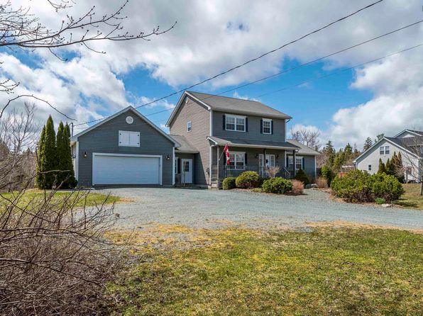 34 Celebration Dr, Fall River, NS B2T 1T8
