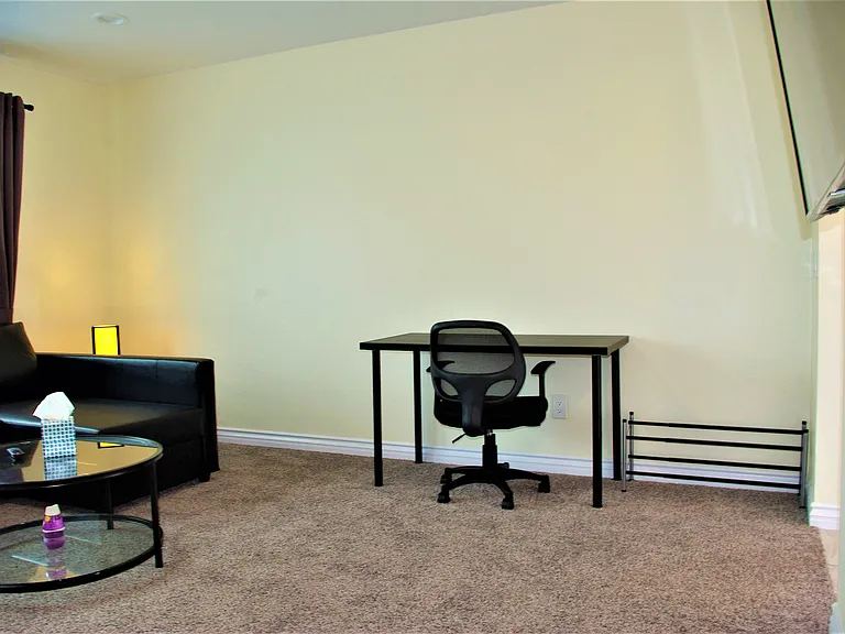 2633 Highland Ave #5 — Photo 7