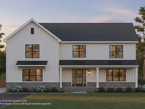 2 N/C Aspen Run, East Moriches, NY 11940