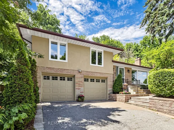 10 Catalina Dr, Toronto, ON M1M 1K6