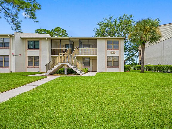 2nd image of 2049 Skimmer Ct W Unit 326