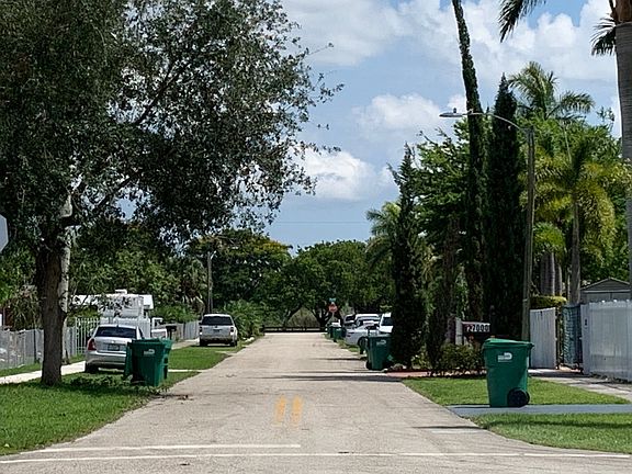 4th image of 9400 Haitian Dr