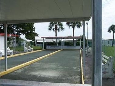 3rd image of 7007 NW 70th Ave
