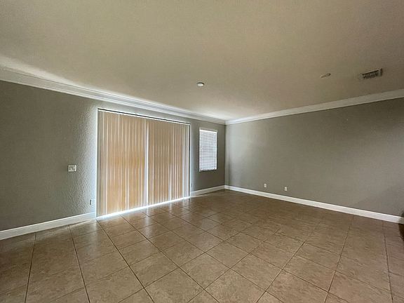 4th image of 8422 Kelsall Dr