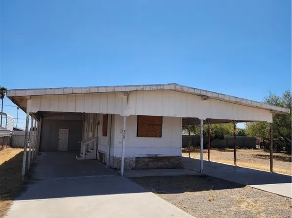 920 Swan Dr, Bullhead City, AZ 86442